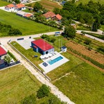 1749734229_dji_20250607122255_0288_d.jpg