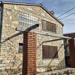 1778674604_kamena-kuca-filipana-slika-271658764.jpg