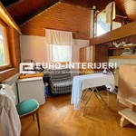 samobor-anindol-obiteljska-kuca-180-m-parceli-523-m2-soba-s-galerijom__g1AaZQLb-1600x1200.jpg