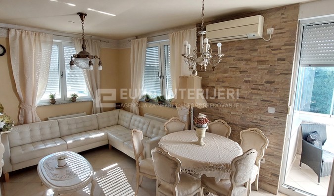 prodaja---stan---zagreb---male-nica---dnevna-soba--1-__dLfmLvZE-4000x1800.jpg