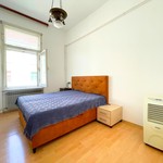 zagreb-palmoti-eva-centar-stan--etverosoban-drugi-kat-balkon-klima__1iCjIlLk-1600x1200.jpg