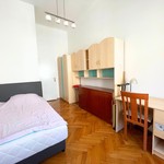 zagreb-palmoti-eva-centar-stan--etverosoban-drugi-kat-balkon-krevet2__yn00uftV-1600x1200.jpg